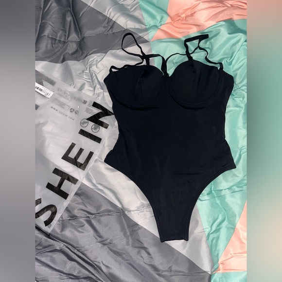 MAKE AN OFFER!! SHEIN Cut Out Underwire Shapewear Bodysuit - Picture 4 of 7